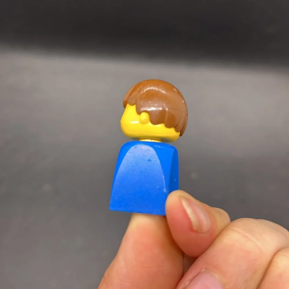 LEGO FINGER PUPPET Basic Figure Blue Boy Vintage 1981-1992